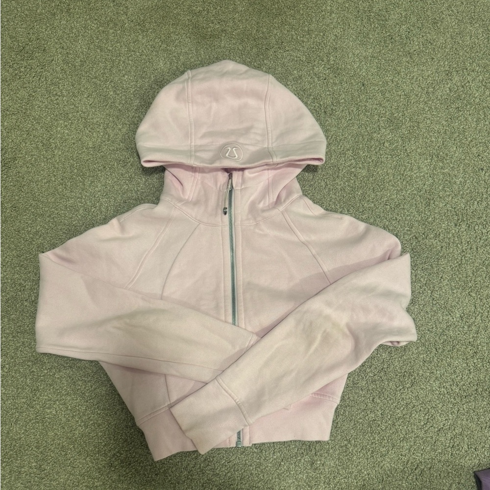 Lululemon cropped scuba